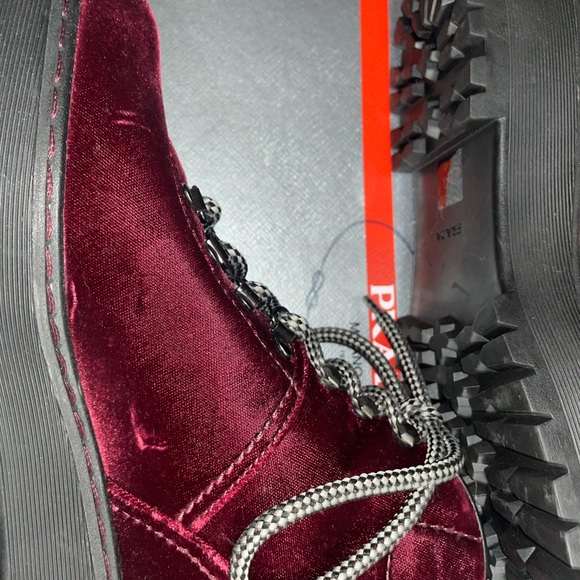 Prada authentic Velvet Boot 39,5 - Picture 3 of 12